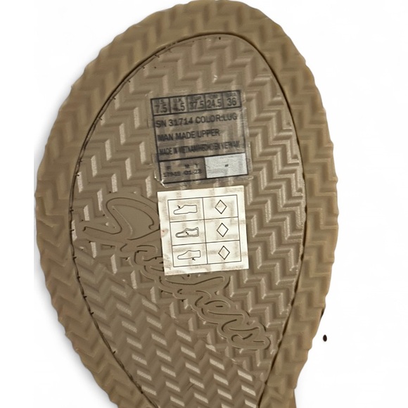 Women's Sketchers Beverlee - Tiger Posse Wedge Sandals - Picture 6 of 6